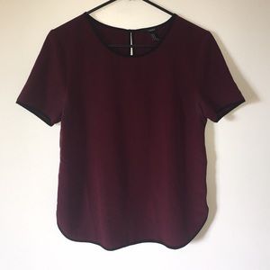 Short sleeved top